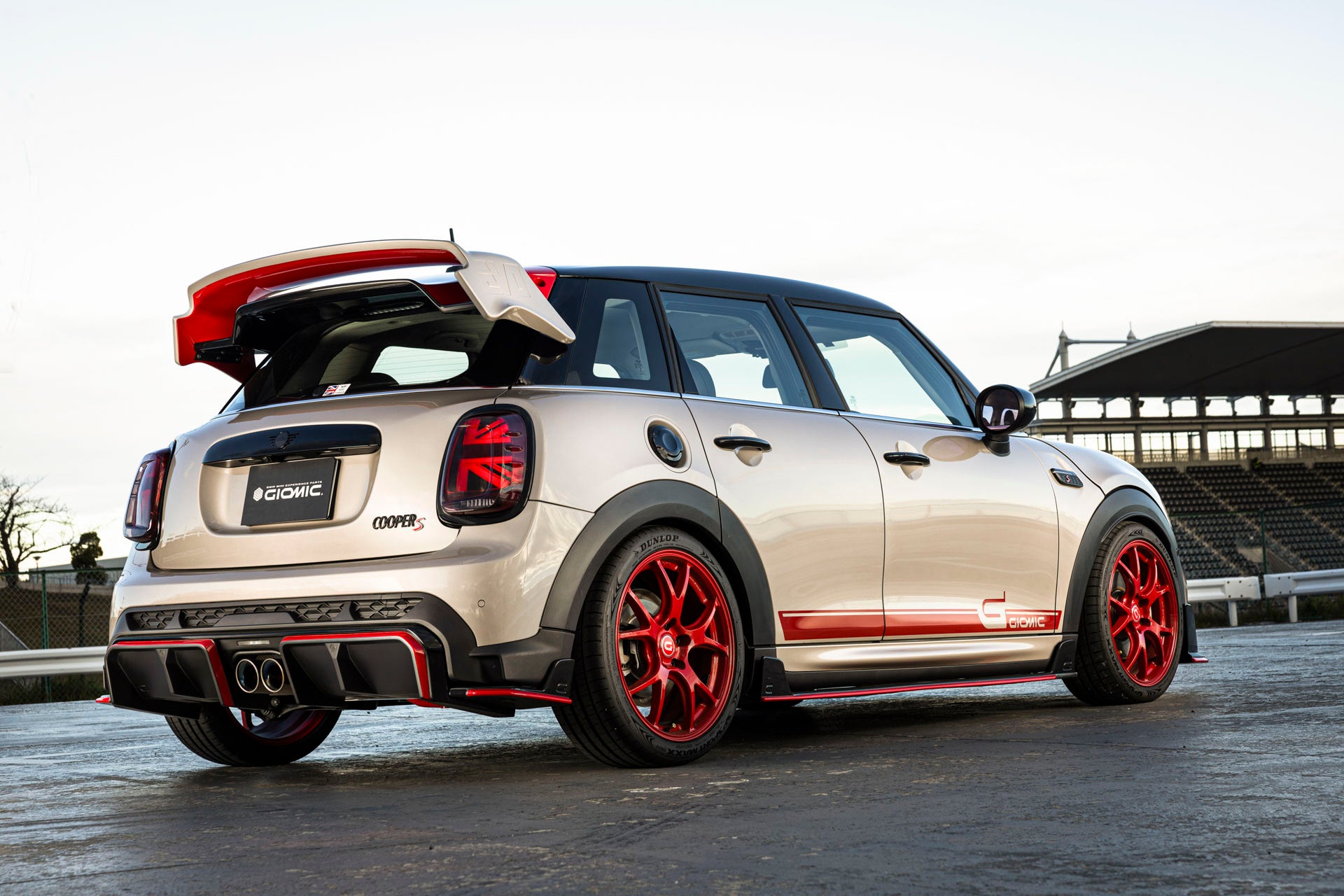 AERO BODY KIT EVO for F55 LCI2 CPS